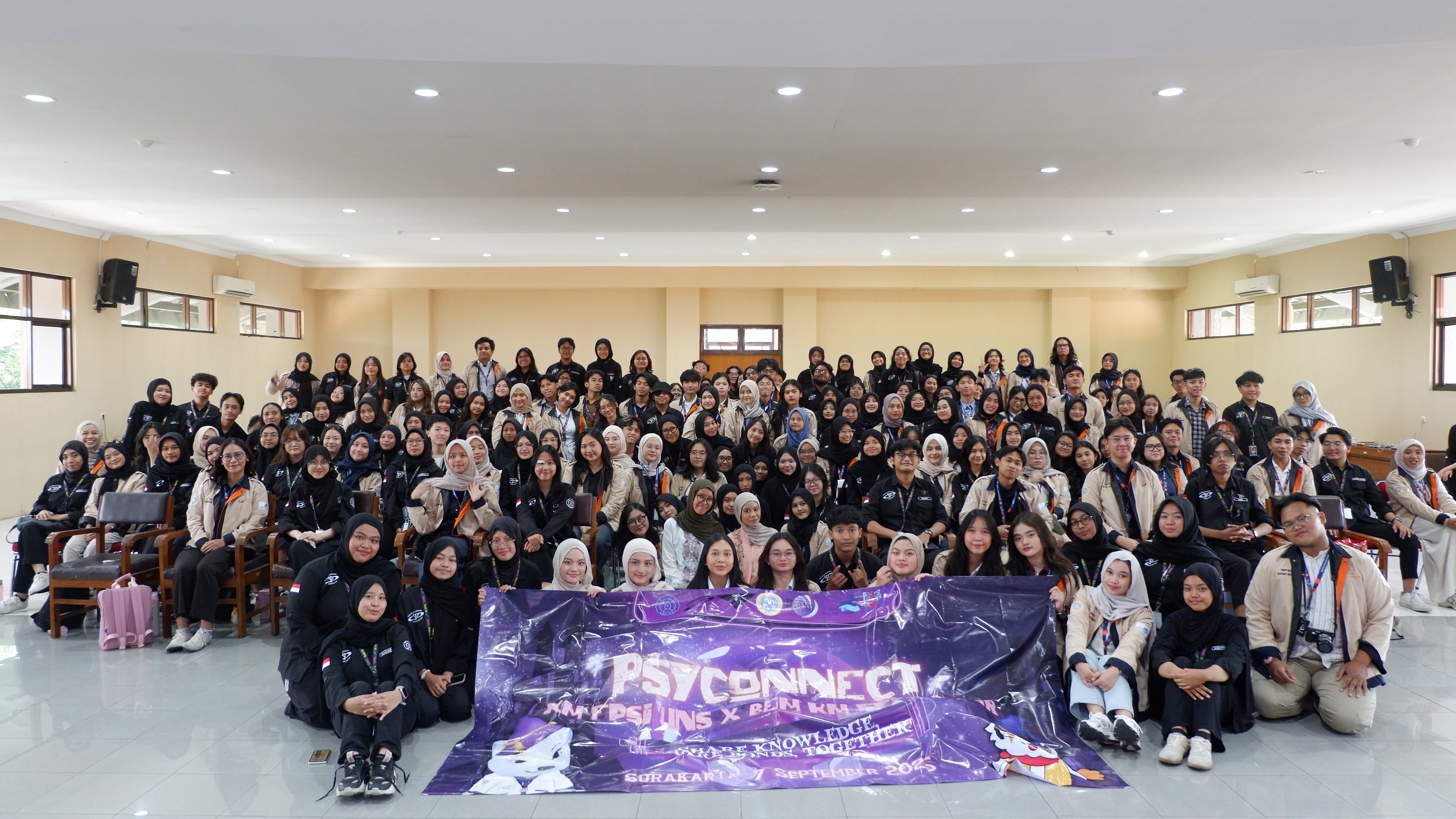 KM FPsi UNS bersama BEM KM Psikologi UNAIR menggelar kegiatan kolaborasi